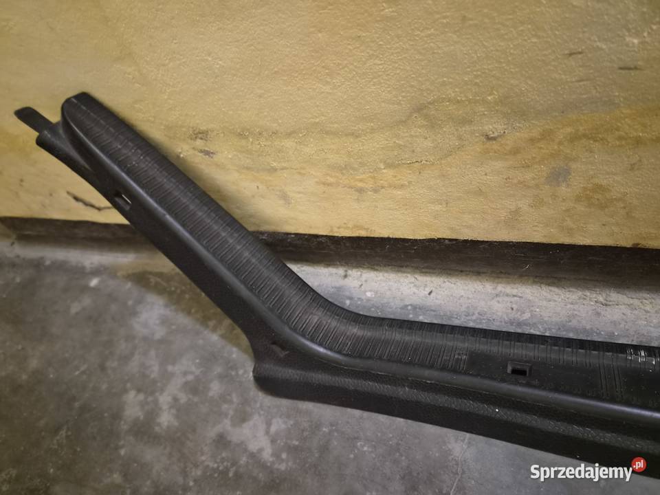 Osłona pasa bagażnika Mercedes W140 1406940825 Wrocław