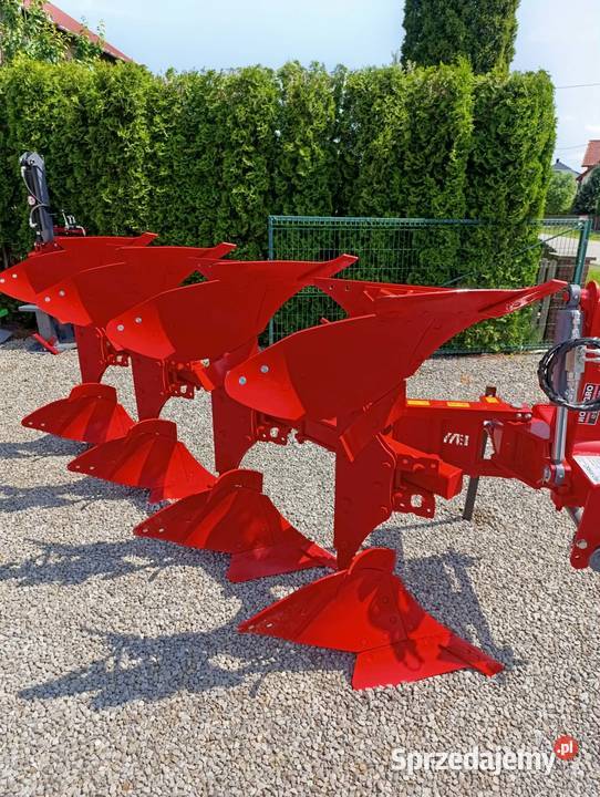 Pług obrotowy 3 skibowy EuroMasz Hrubieszów