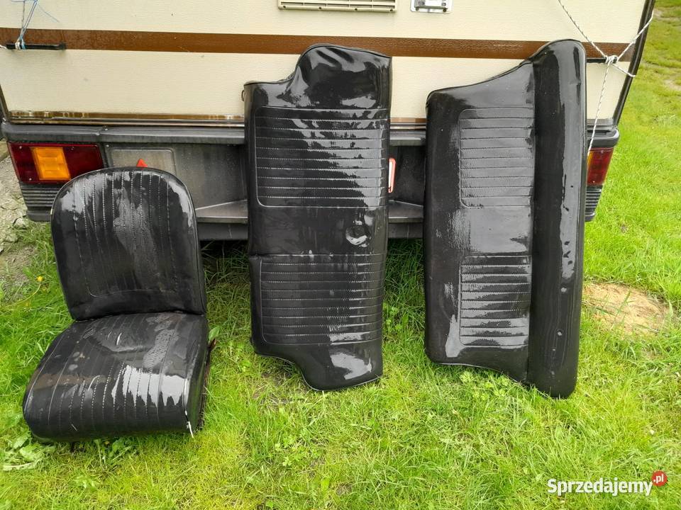 Fiat 126p ST kanapa tyl i fotel kierowcy czarny 2/3 świętokrzyskie