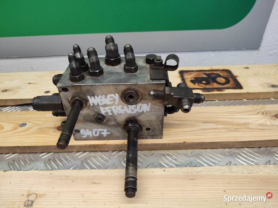 Blok hydrauliczny Massey Ferguson 9407 7210001 Wilkowo sprzedam
