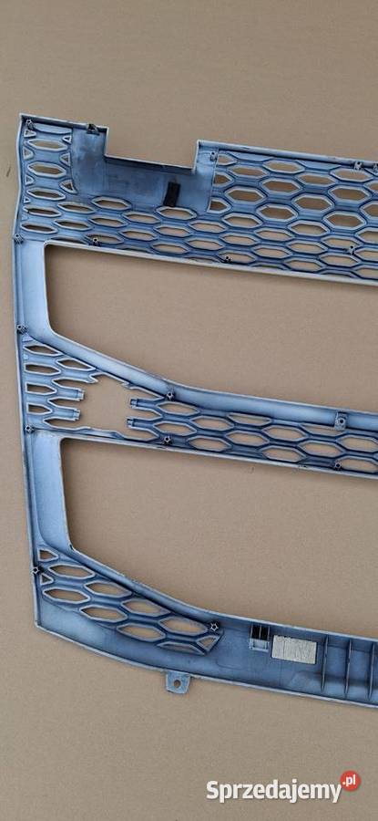 VOLVO FH5 GRILL ATRAPA CHŁODNICY ORYGINAŁ ciężarowe Atrapy Bieleń
