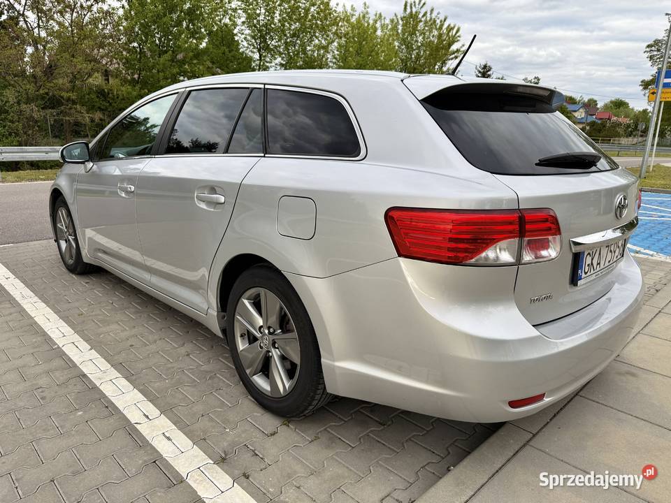Toyota Avensis Salon Polska Bezwypadkowy Radzymin