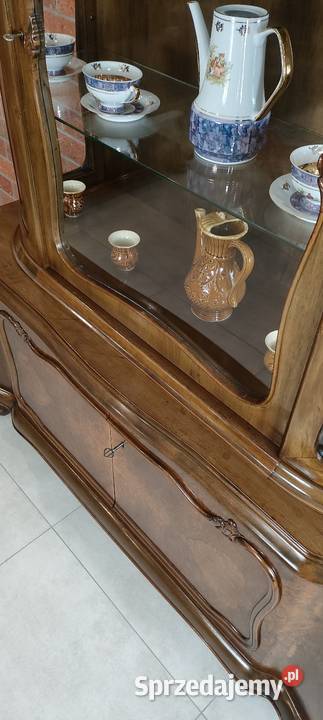 Piękna serwantka witryna klasyczna Kredensy i witryny Łagów