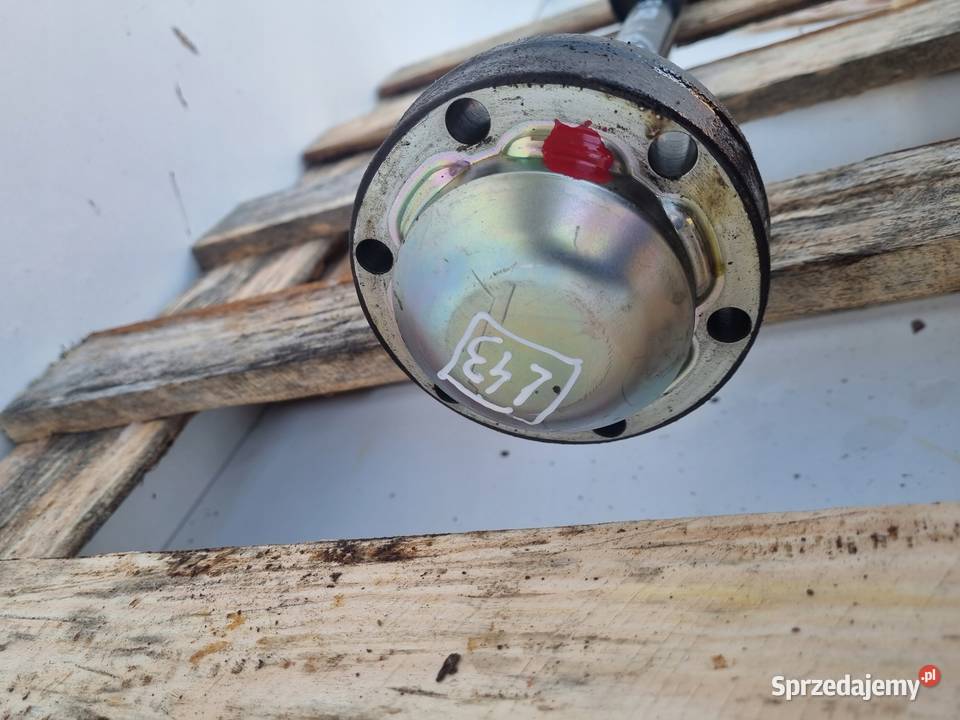 PÓŁOŚ Audi S5 A5 8T 42 V8 LEWA TYLNA półośka Chełm