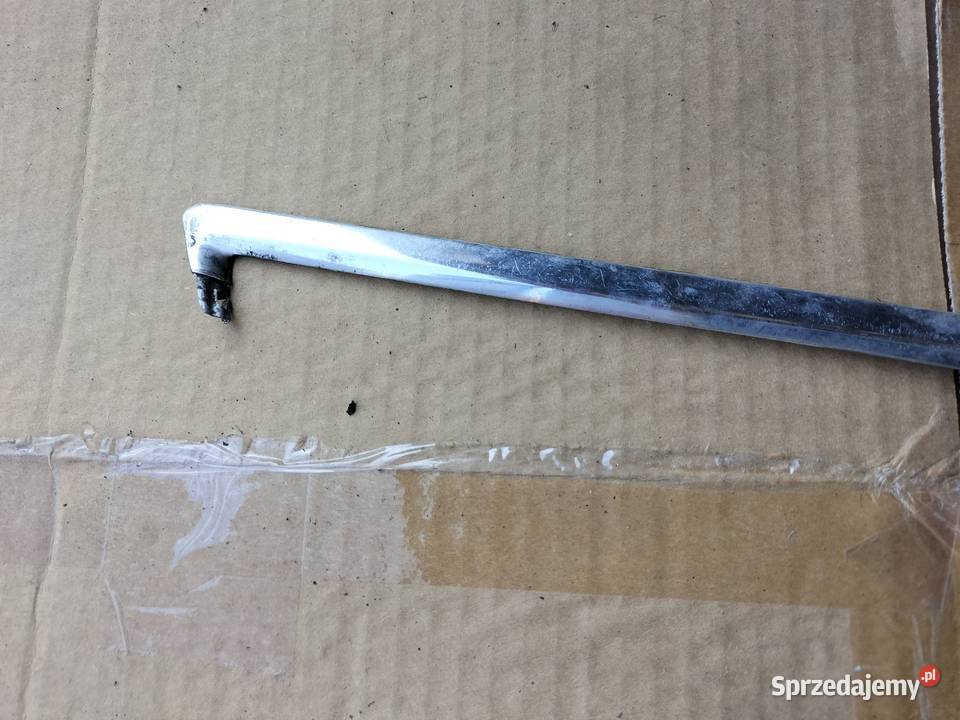 MERCEDES W123 2 LISTWA ZEWNĘTRZNA CHROM