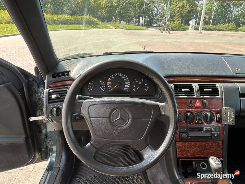 Mercedes W210 E290 Kombi 402900km