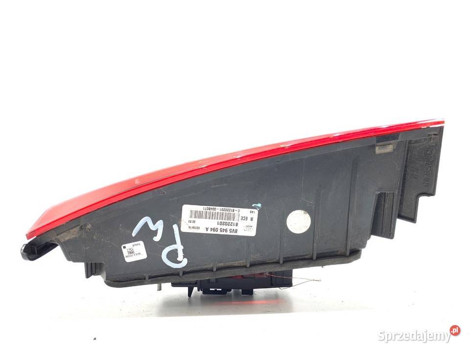 LAMPA TYŁ PRAWA WEWNĘTRZNA AUDI A3 8V 8V5945094A osobowe sprzedam