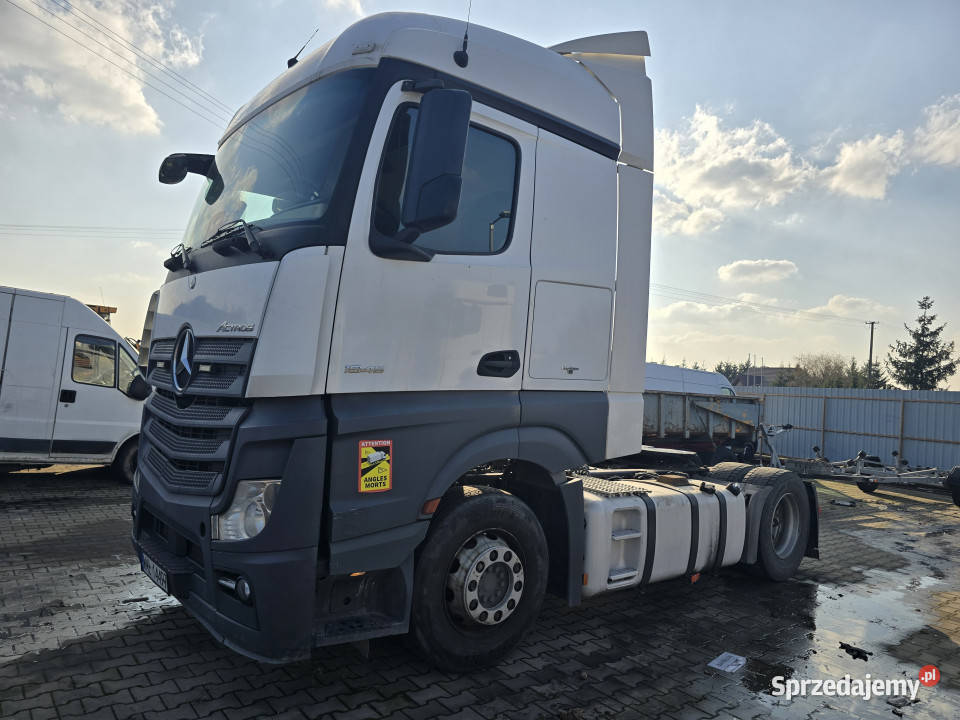 Ciągnik siodłowy MERCEDESBENZ Actros 1845 2016 r Rok produkcji 2016 Rudolfowo