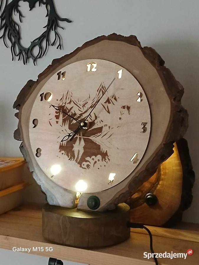 Zegar z podświetleniem beżowy małopolskie Skawina