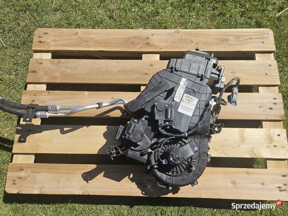 Nagrzewnica tył Chrysler Pacifica Ogrzewanie postojowe zachodniopomorskie Dobiesław