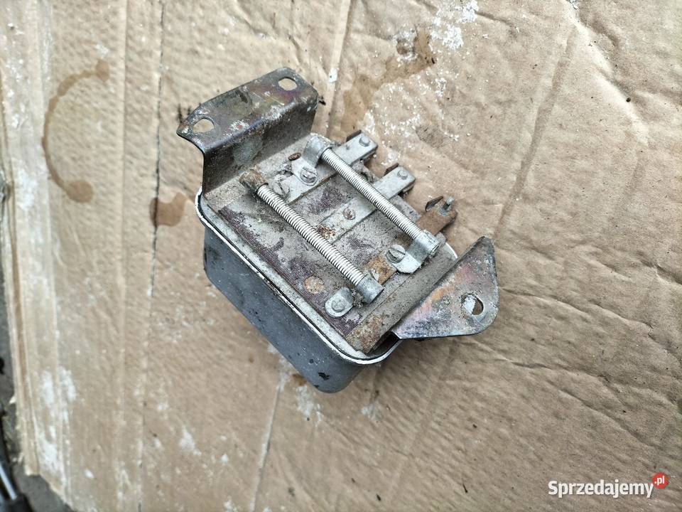 Regulator napięcia Nysa Żuk C 330 C330 Kamień-Kolonia