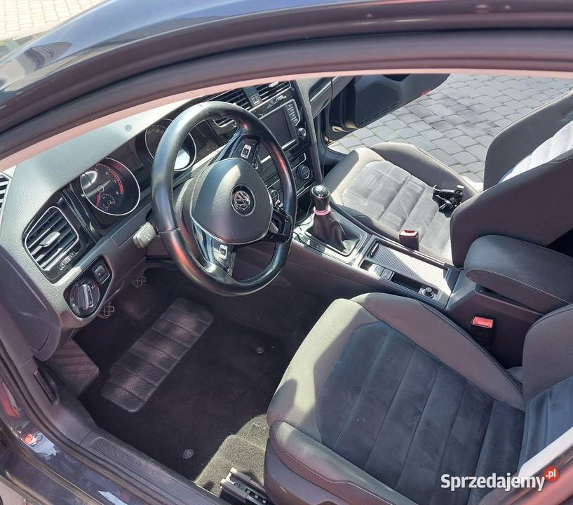 Volkswagen Golf VII VW 7 14Pb 150 2015r salon CD Koszalin