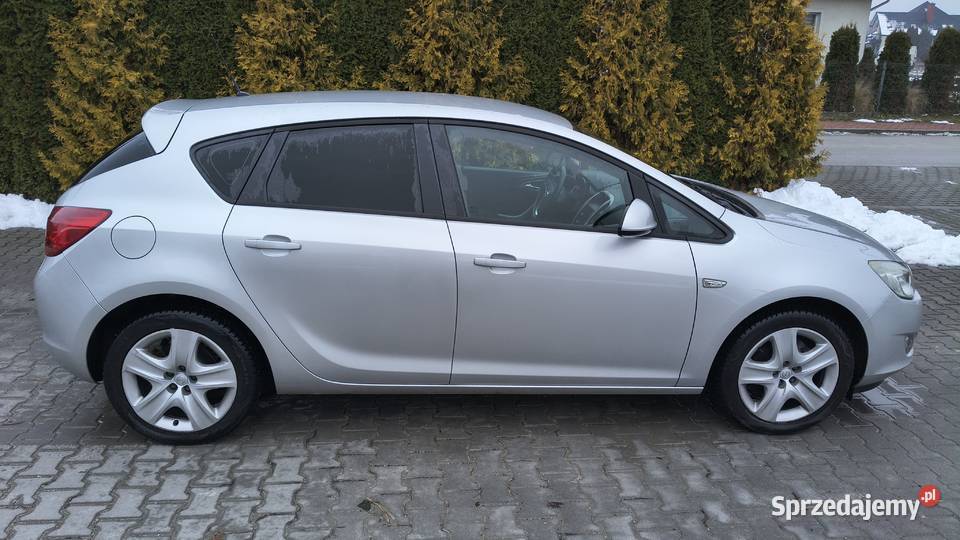 Opel Astra 14 manualna Morawica