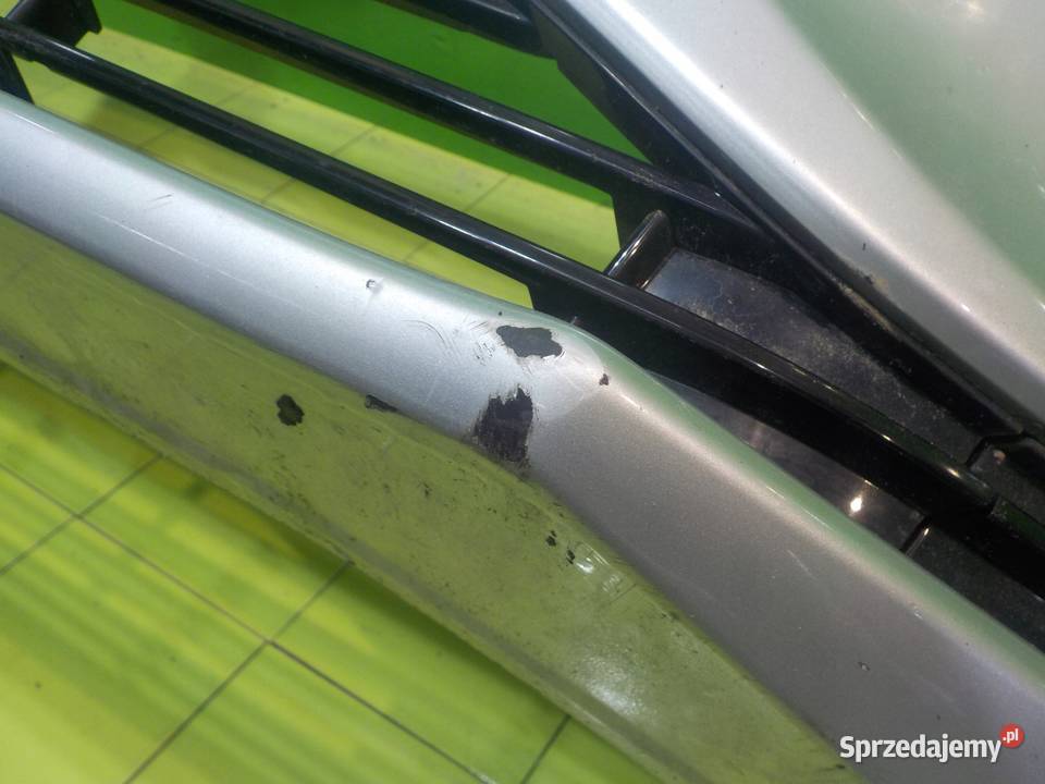 VOLVO V40 II 13r zderzak przod Suków