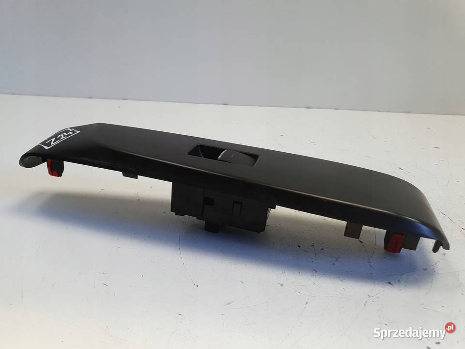 Toyota Camry VIII Prawy przełącznik szyby Panel osobowe Rudka
