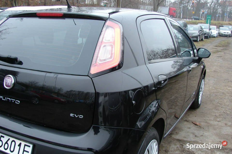 Fiat Punto Evo nowy mały przebieg Piła
