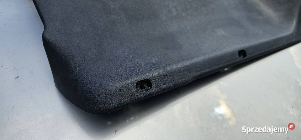 Osłona pod deske prawa mercedes w123 Zbąszyń