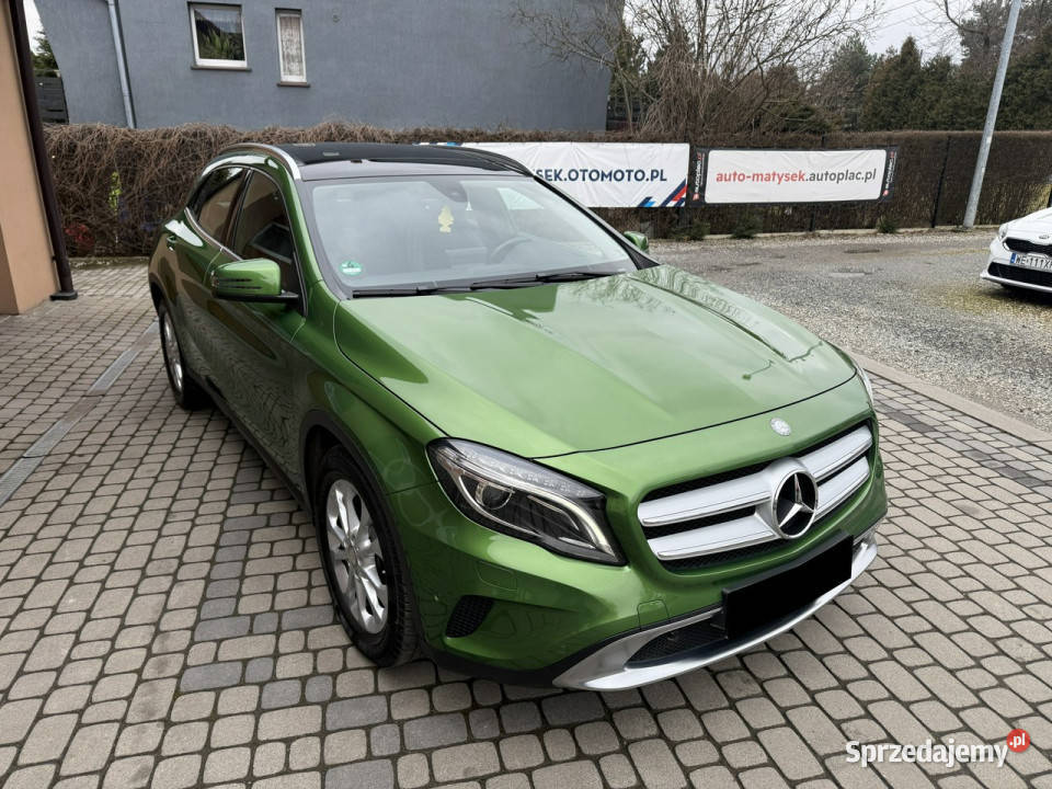 Mercedes GLA 200 20 156 Klima Navi Xenony kurtyny powietrzne Orzech