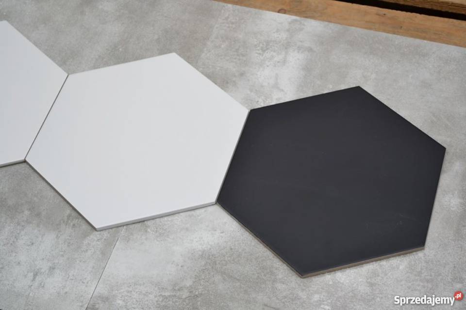 płytka hexagonal czarno biała opal 28x335 matowa Zakopane sprzedam