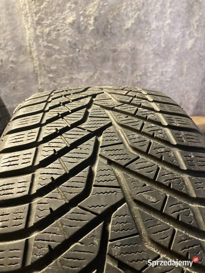 Opony zimowe YOKOHAMA 2554519 rocznik 2021 Żnin