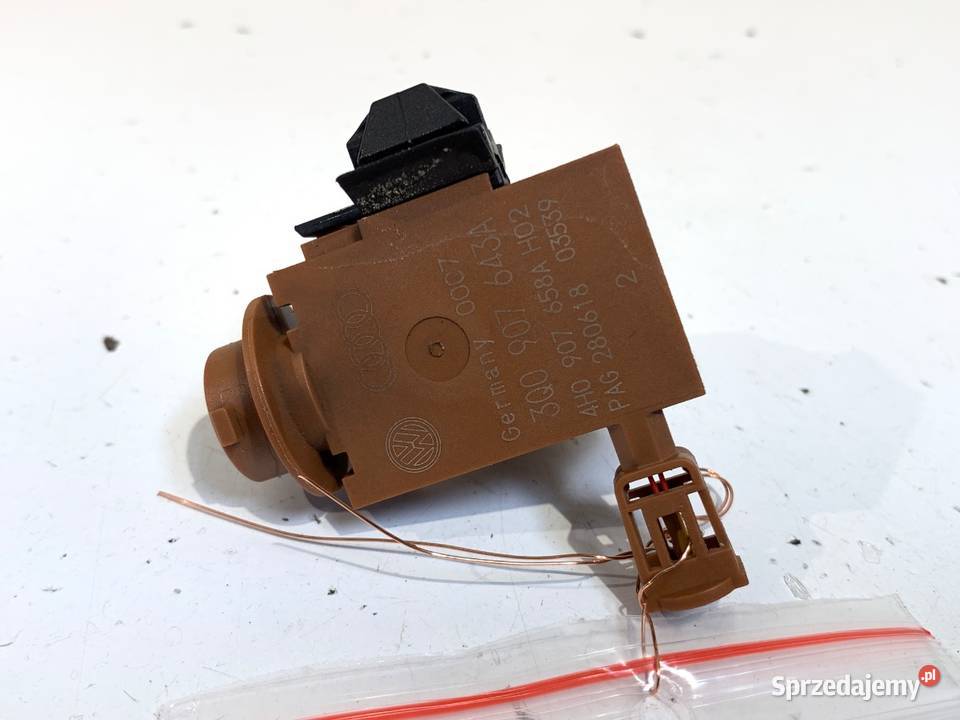 CZUJNIK JAKOŚCI POWIETRZA VW PASSAT B8 sprzedam