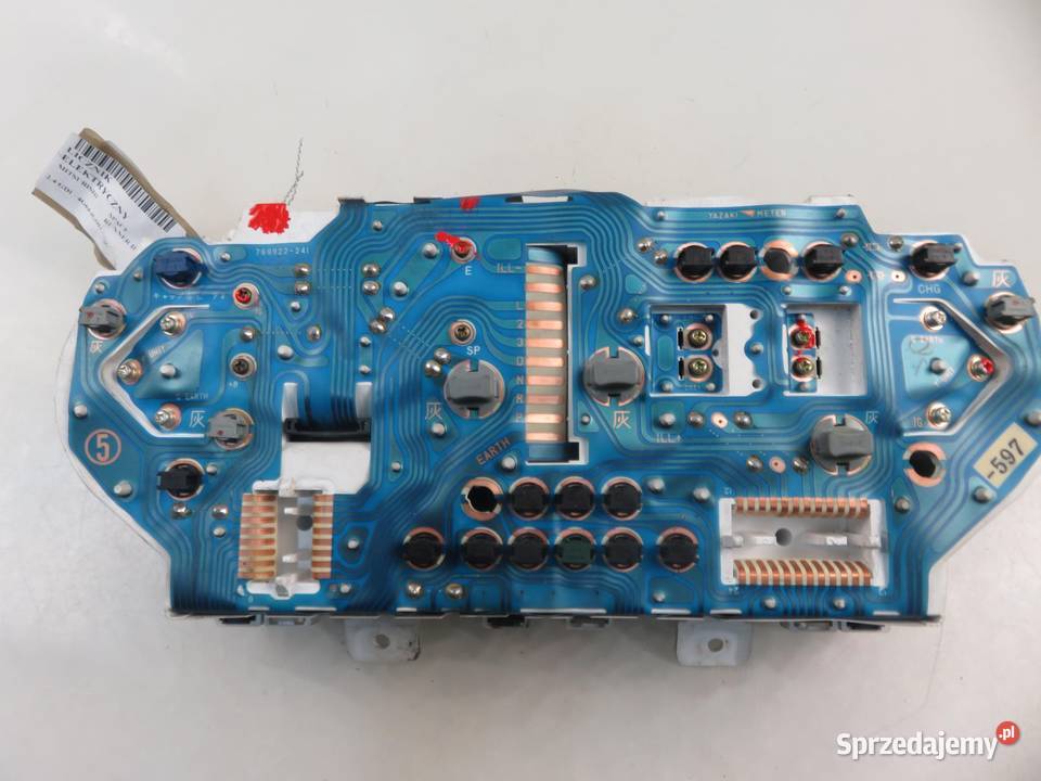 LICZNIK MITSUBISHI SPACE RUNNER II 24 GDI