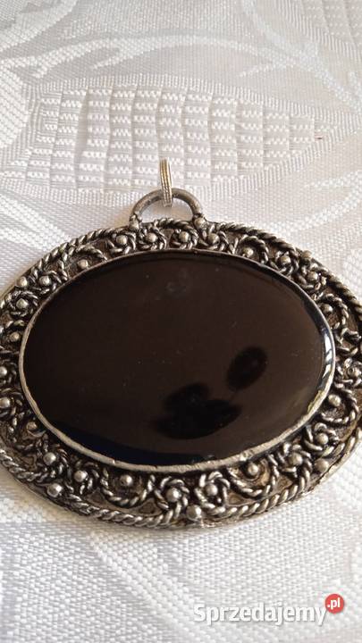 OKAZAŁY MEDALION SREBRZONY OKSYDOWANY Z CZARNEGO Naszyjniki wielkopolskie Piła