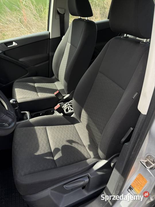 Volkswagen Tiguan Niski Przebieg aluminiowe felgi sprzedam