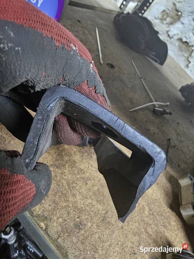 Honda CBR 125 jc34 ślizg łańcucha prowadnica Jelenia Góra sprzedam