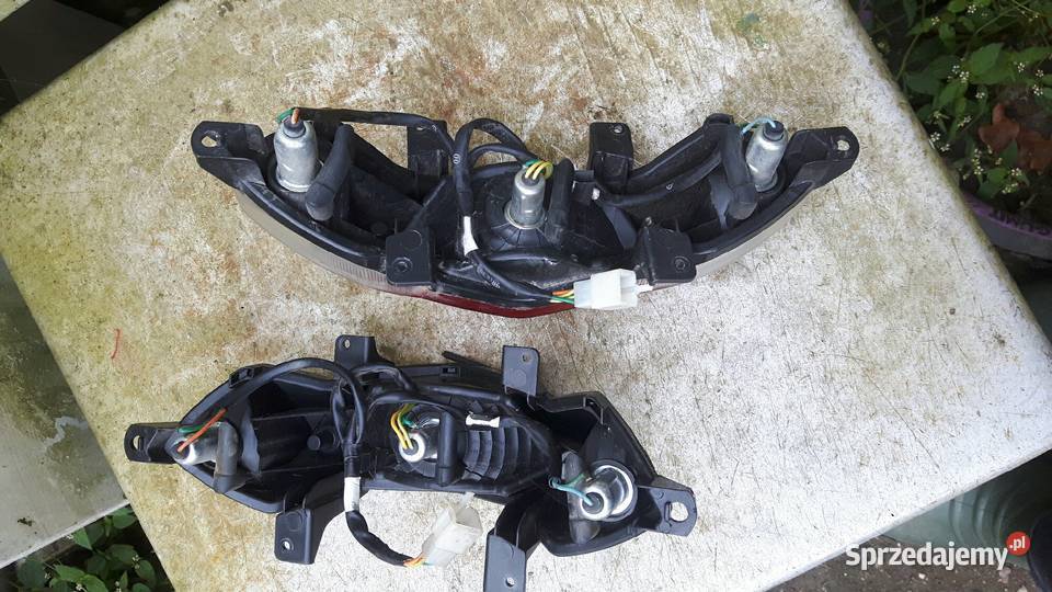 Lampy tylne peugeot kisbee 4t 50 warmińsko-mazurskie Giżycko