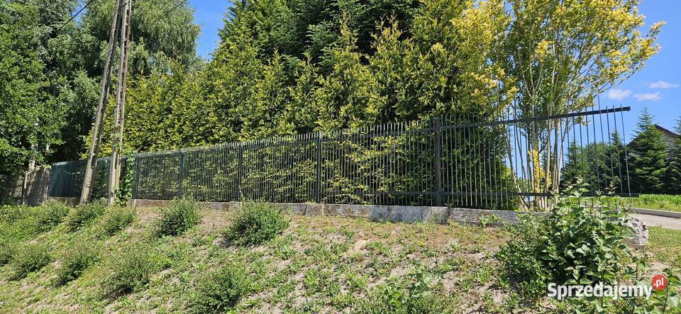 Ogrodzenie przęsła z płaskownika metal