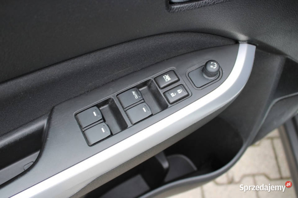 SUZUKI Vitara 2018r Salon Kamera Grzane Fotele 1586cm3 Bielsko-Biała