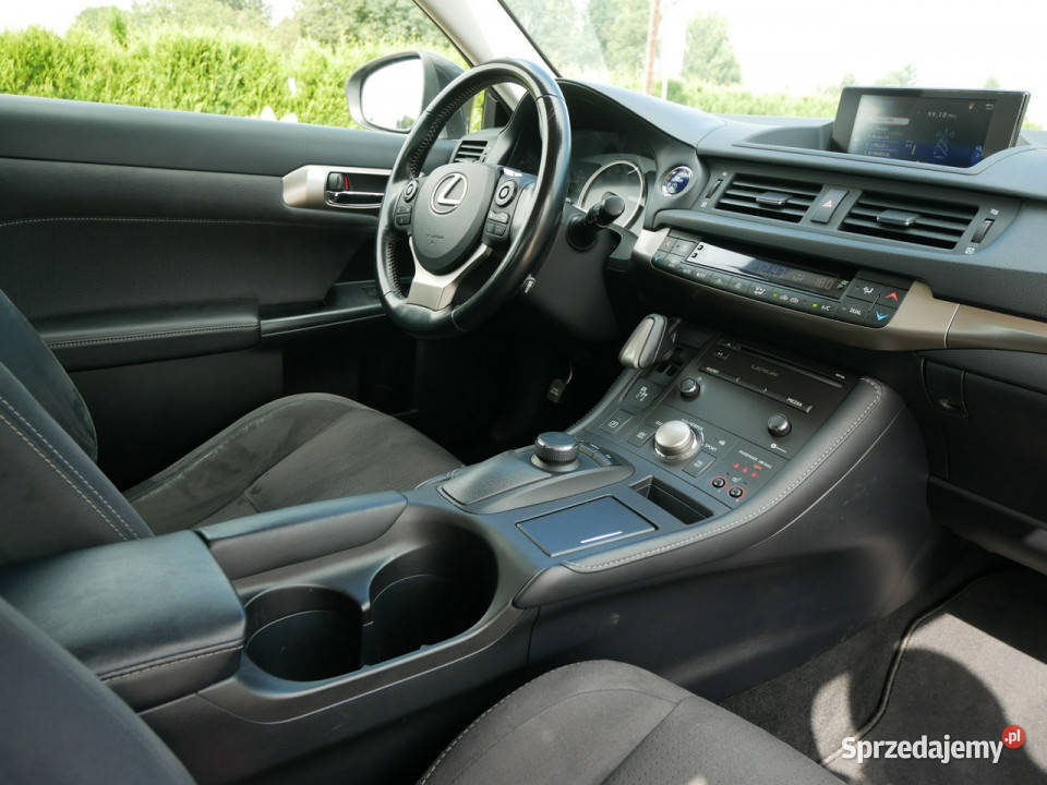 Lexus CT 200H 18VVTi Hybrid 136 Eu6 Automat czarny Goczałkowice-Zdrój