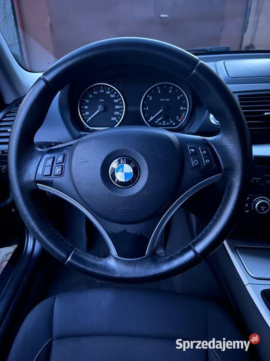 BMW Seria 1 2009r Niska 1599cm3 Zabrze sprzedam