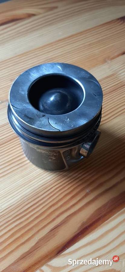 Tłok Renault Nissan 16DCI