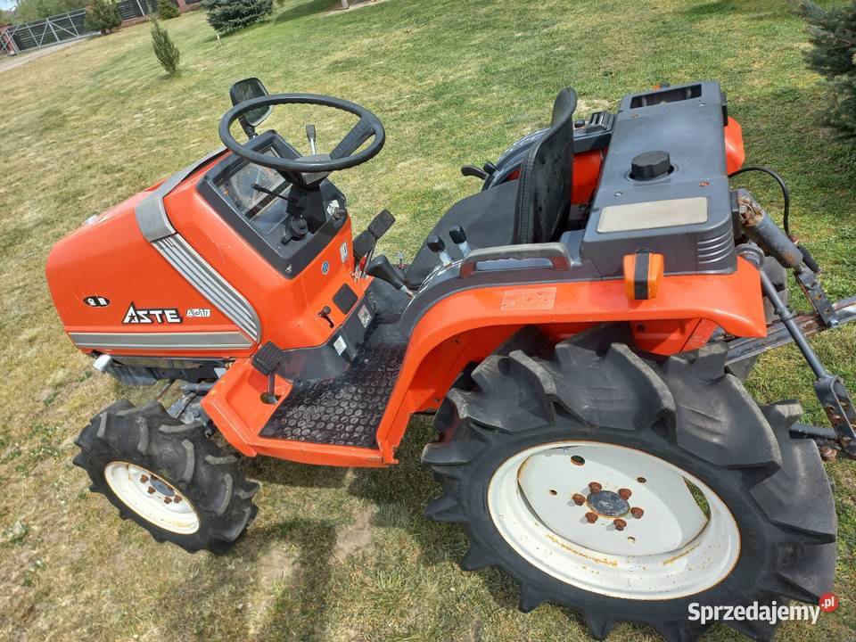 Kubota aste a17 Napęd 4x4 Radom