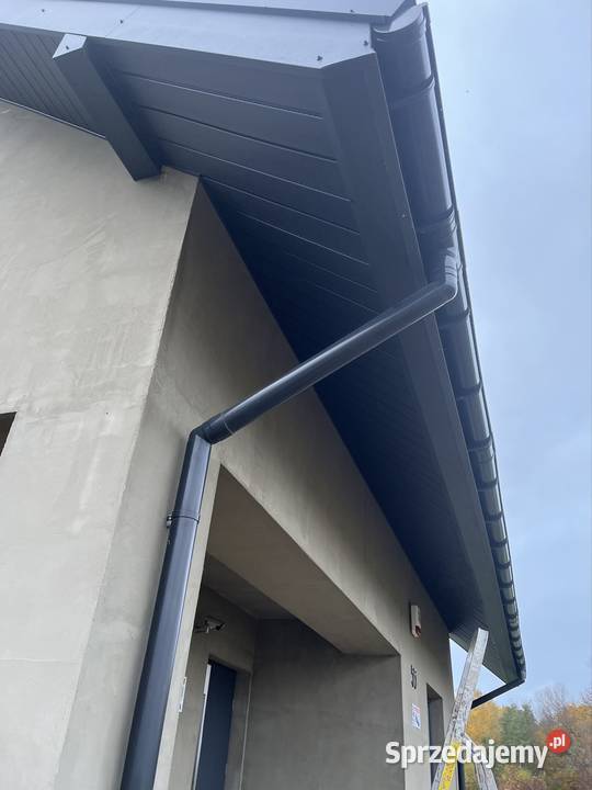 Montaż podbitki dachowej usługi budowlane