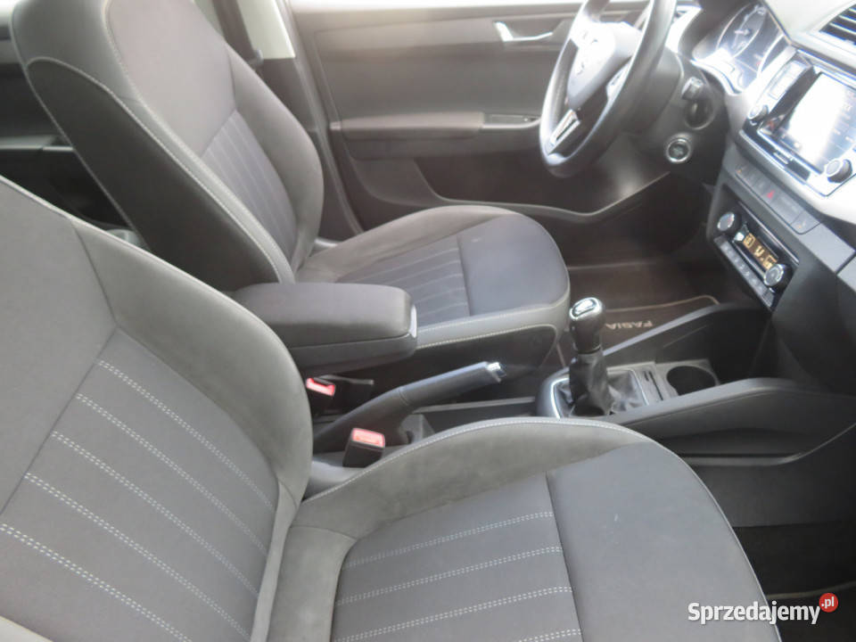 Skoda Fabia 10 TSI gniazdo USB Katowice