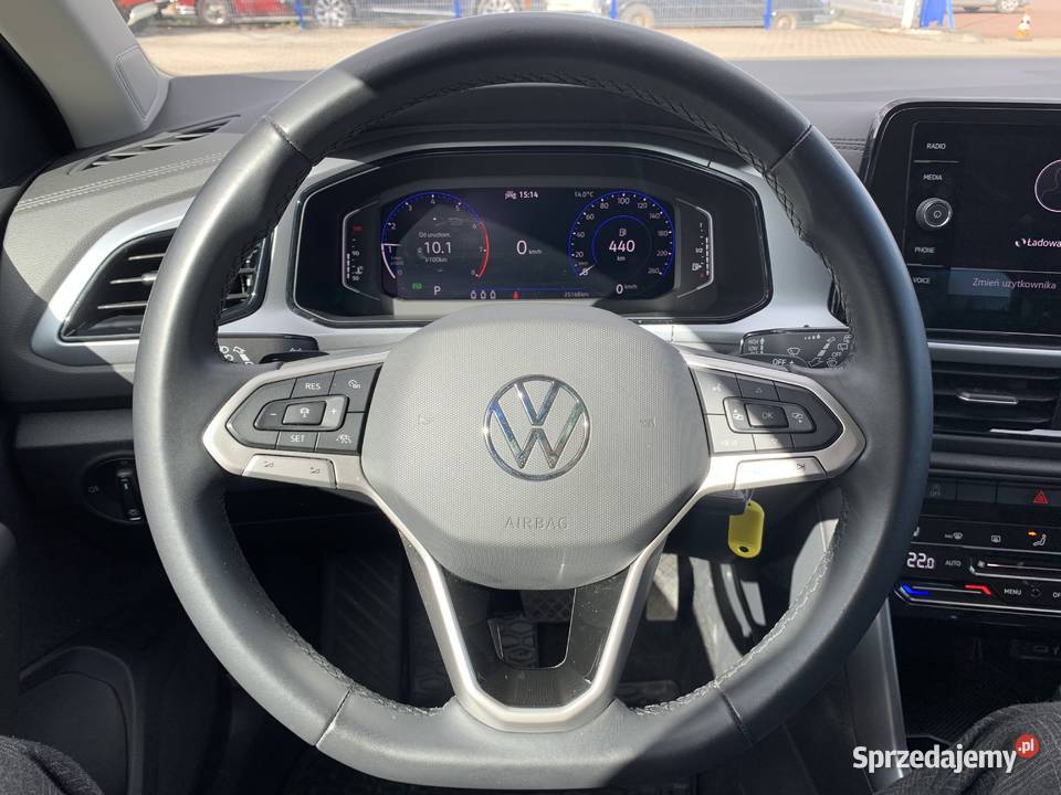 Volkswagen TRoc Life pakiety 15 TSI ACT 150