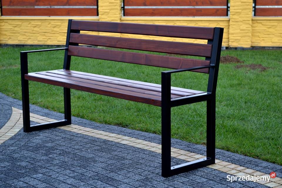 Ławka Parkowa miejska z podłokietnikami z wielkopolskie Poznań