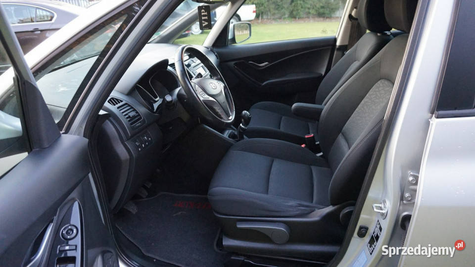 Hyundai ix20 z Niemiec zarejestrowany super czujnik parkowania Zielona Góra sprzedam
