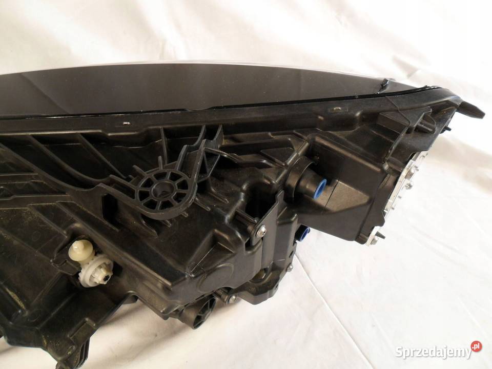 REFLEKTOR PRZÓD STRONA PRAWA VOLVO S60 Nowy Tomyśl