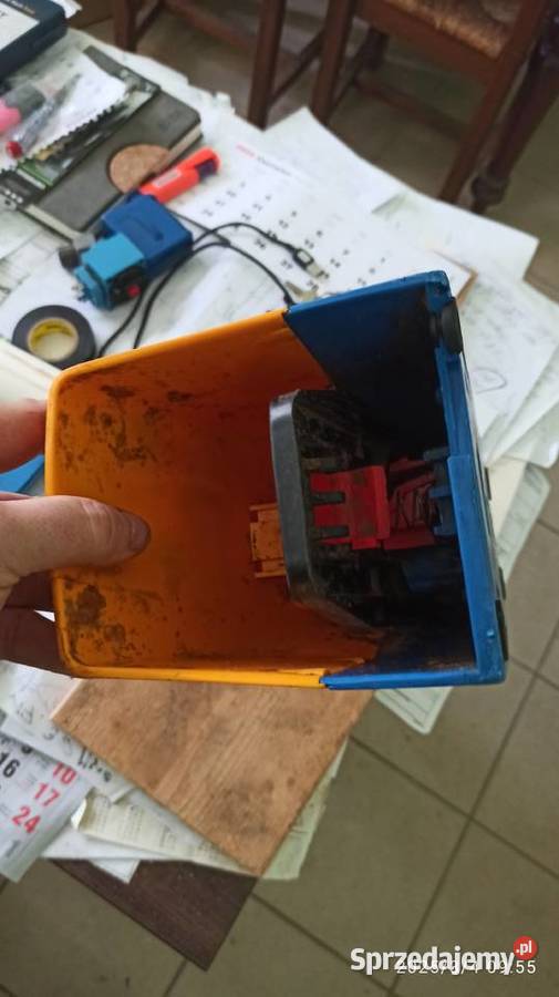 pedał sterowniczy na pneumatyce do maszyny