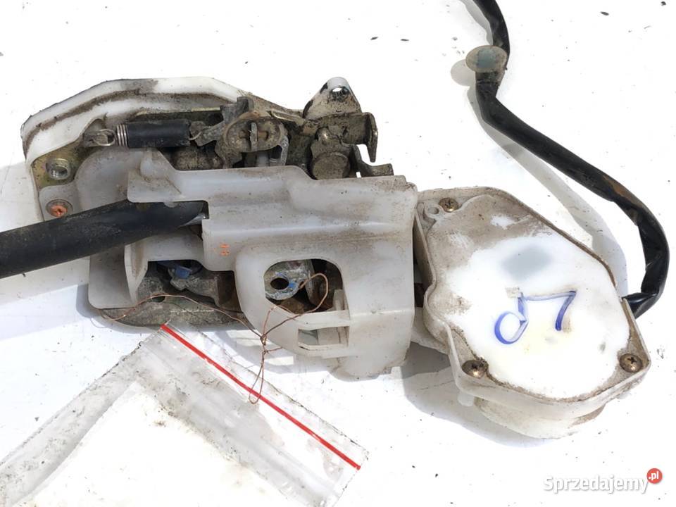 ZAMEK DRZWI LEWY PRZÓD HONDA CRV I Hatchback osobowe sprzedam