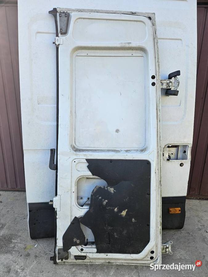 Drzwi tylne iveco daily 2005 maxi Rok produkcji 2006 Grójec