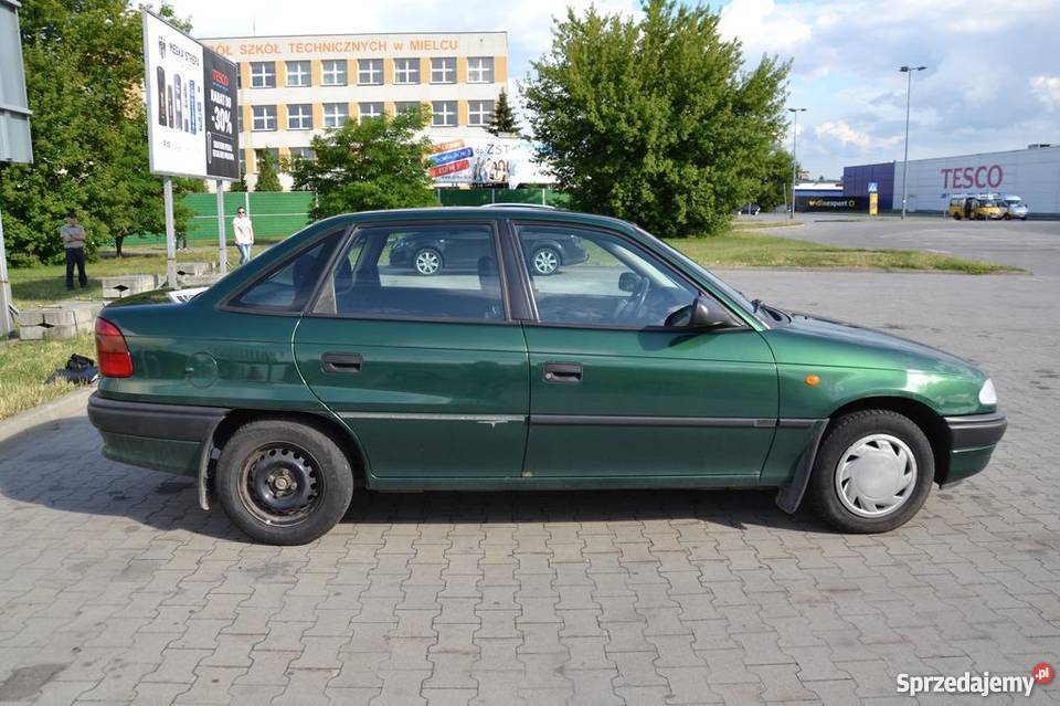 OPEL ASTRA CLASSIC FILM Astra Mielec sprzedam