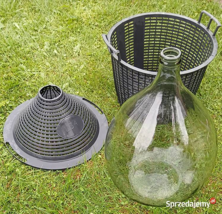 butlagąsior na wino 34 L w plastikowym koszu z Tarnobrzeg sprzedam