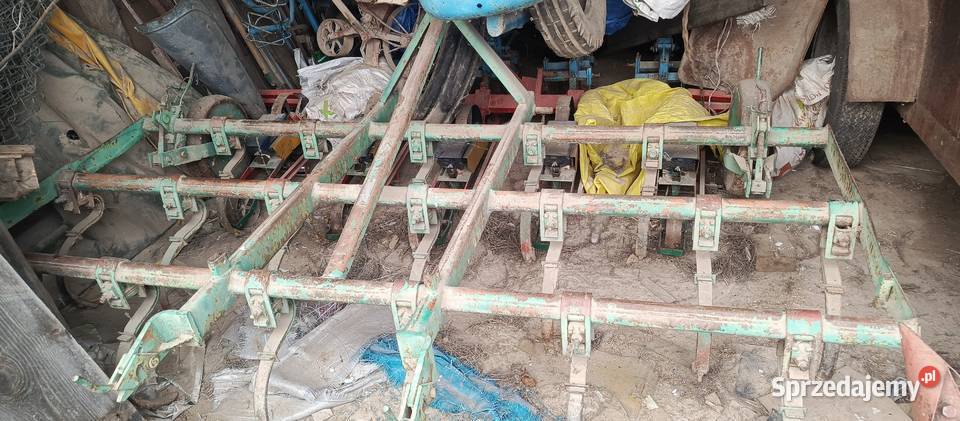 Sprzedam kultywatorgruber 18 łap Piaski sprzedam
