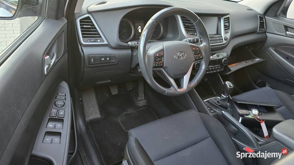 Hyundai Tucson 20 CRDI Comfort 4WD manualna Tucson