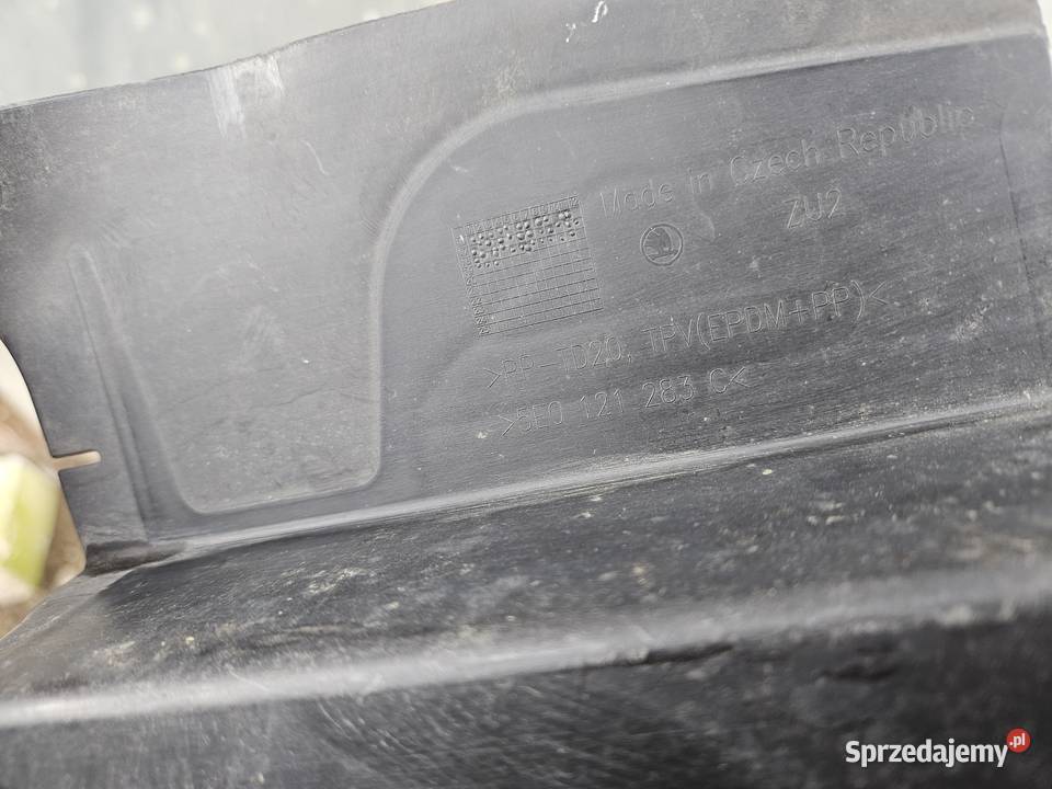 SKODA OCTAVIA III 3 KIEROWNICA POWIETRZA LEWA Międzychód